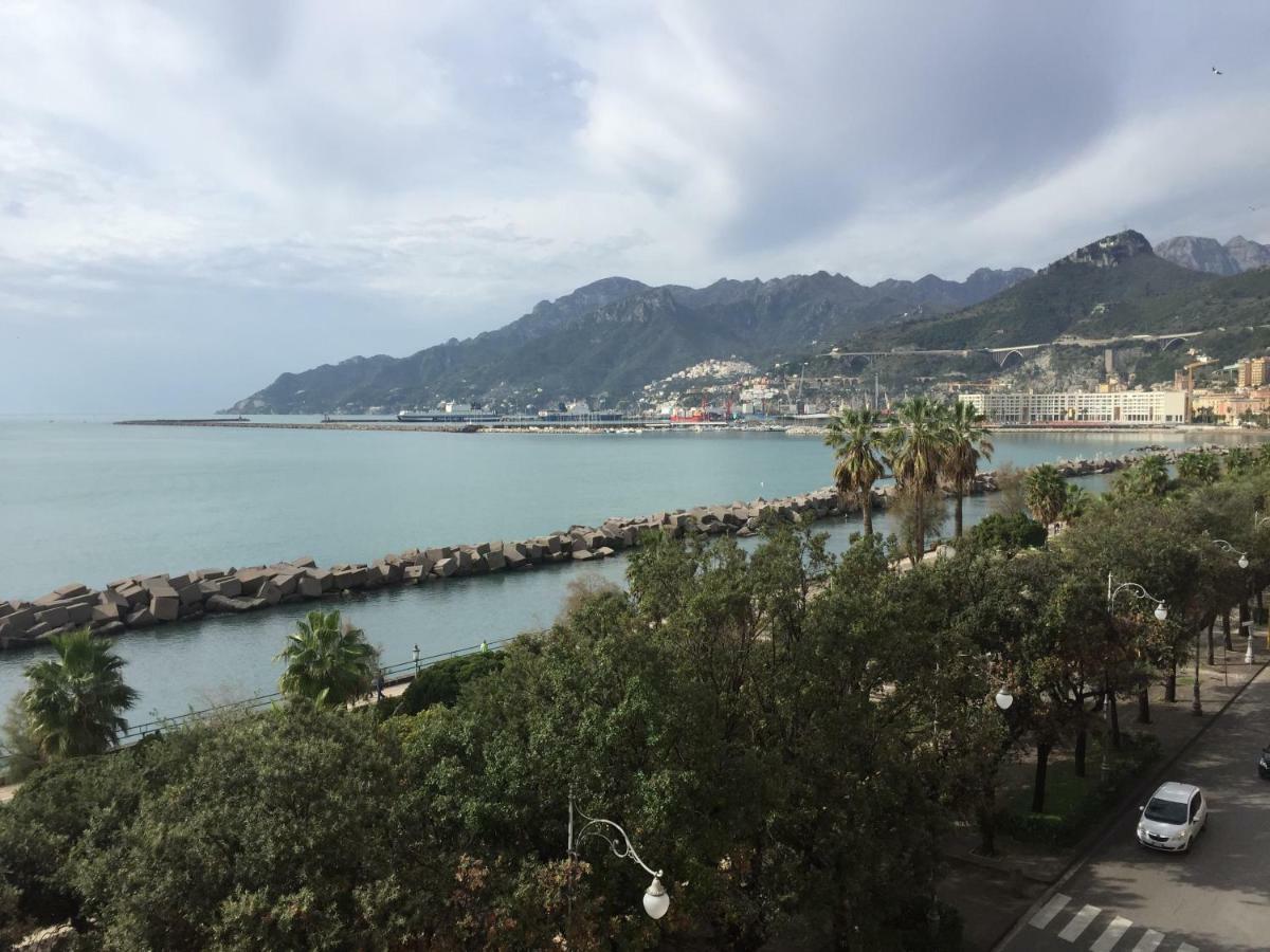 Bed & Breakfast Di Mare E D'azzurro Salerno