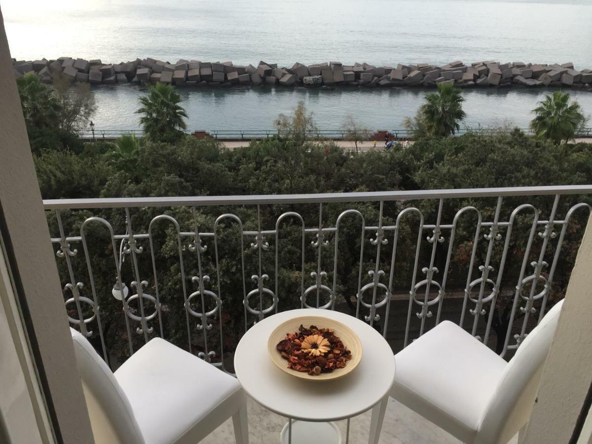 Bed & Breakfast Di Mare E D'azzurro Salerno
